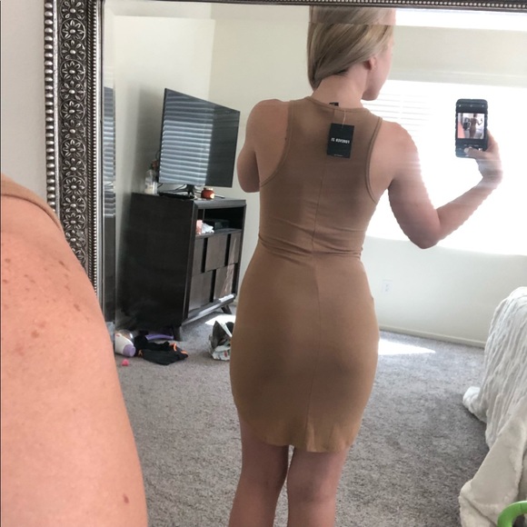 Forever 21 nude midi dress - Picture 3 of 3
